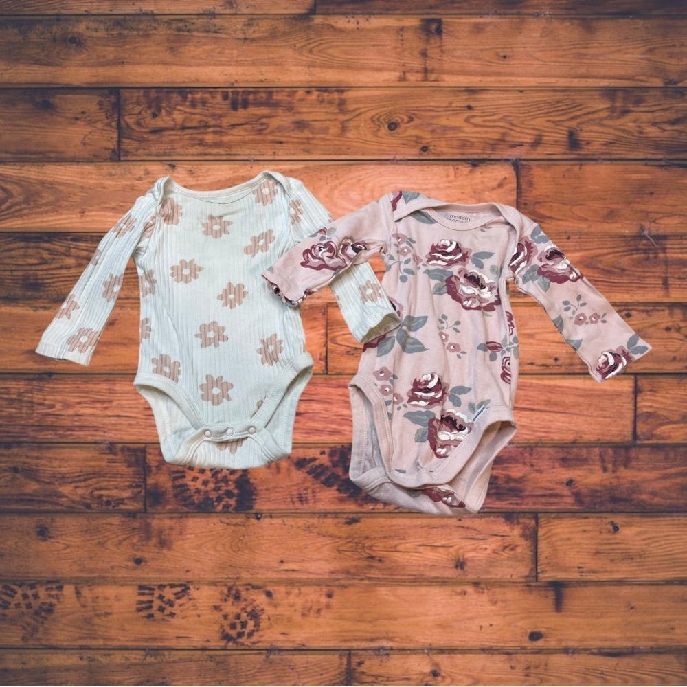 5 for $25🔥Set of 2 Long Sleeve Bodysuits Baby Girl Size‎ 0-3 Months
